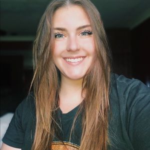 Meet your Posher, Eileen